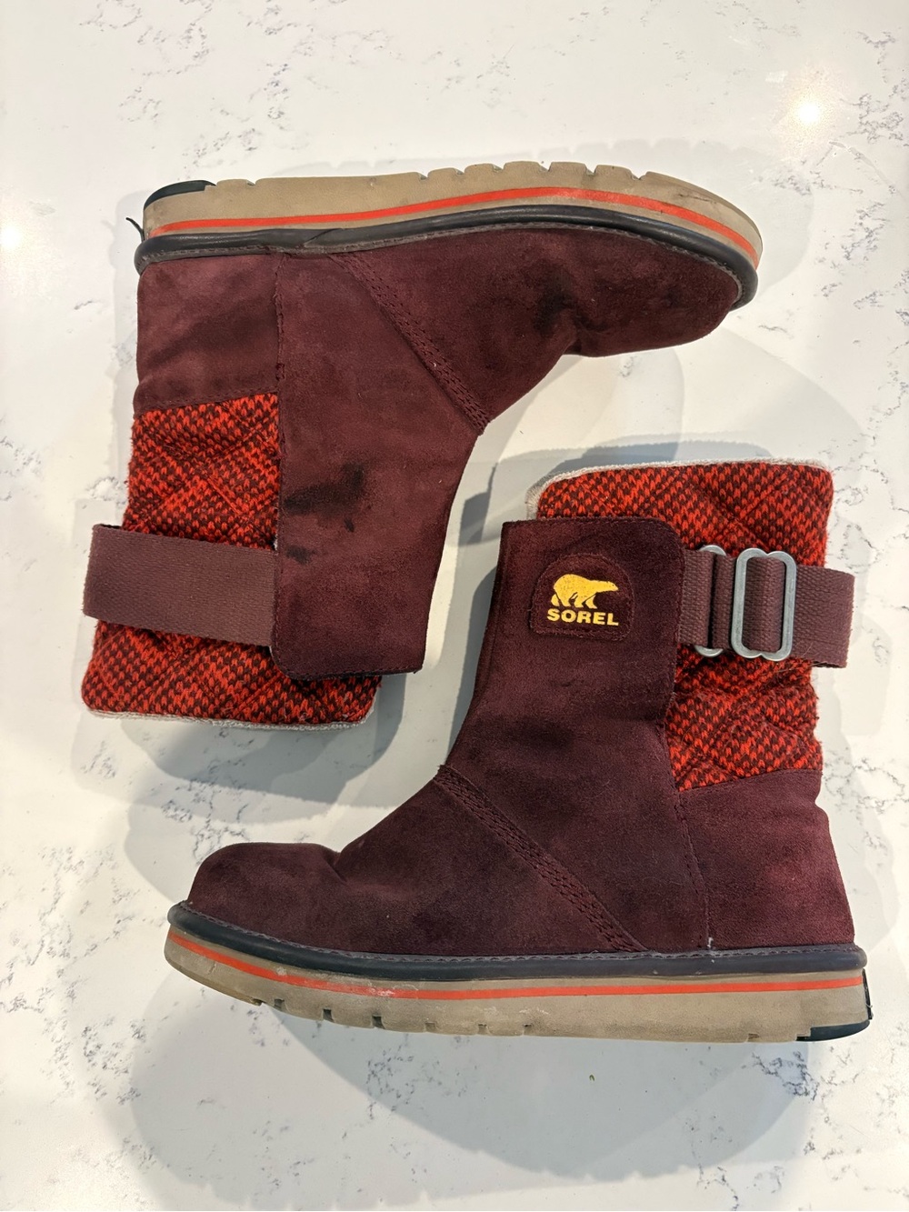 SOREL Newbie Suede & Plaid Winter Boots Burgundy Red Mid-Calf Women’s Size 8